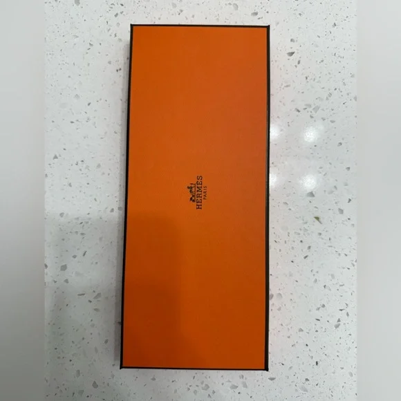 NWT 🐕 Colliers Et Chiens Silk Twilly Scarf Motif - Picture 4 of 4